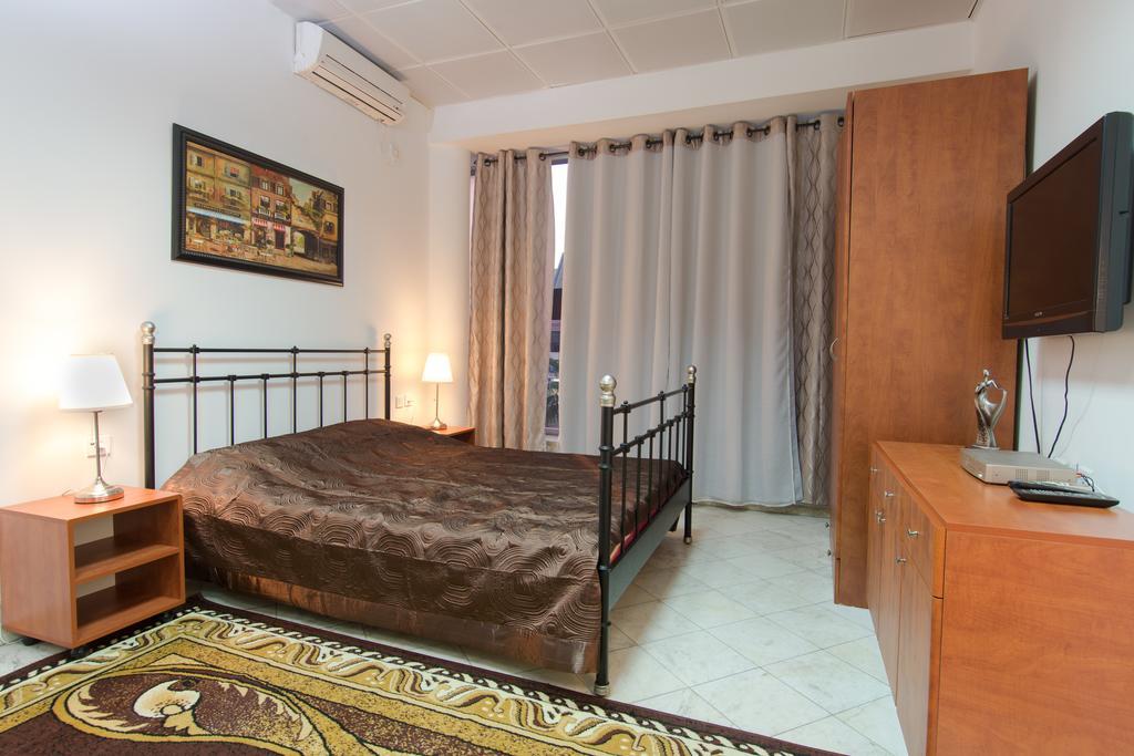Hotel Rothschild 37 Bat Yam Ngoại thất bức ảnh